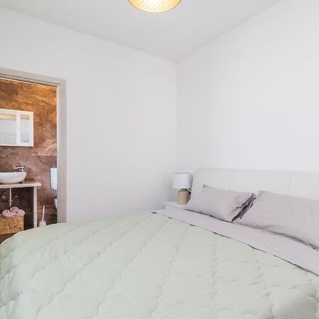 Apartmani Noa I Natali Kaldanija Екстериор снимка