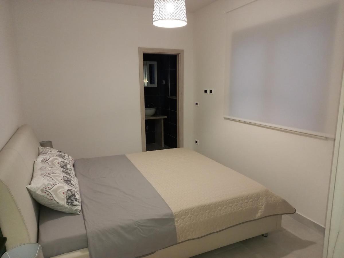 Apartmani Noa I Natali Kaldanija Екстериор снимка