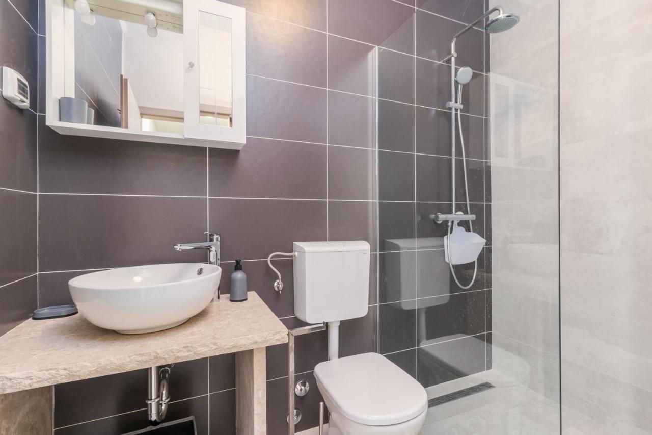 Apartmani Noa I Natali Kaldanija Екстериор снимка
