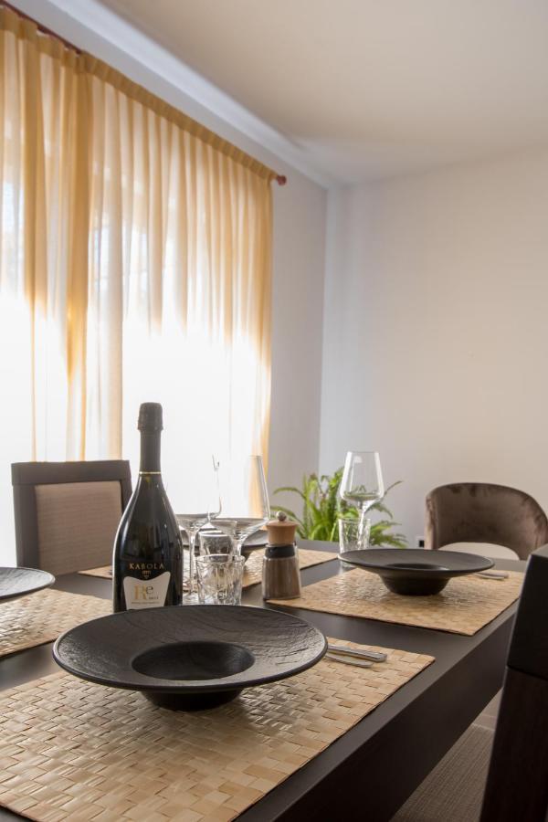 Apartmani Noa I Natali Kaldanija Екстериор снимка