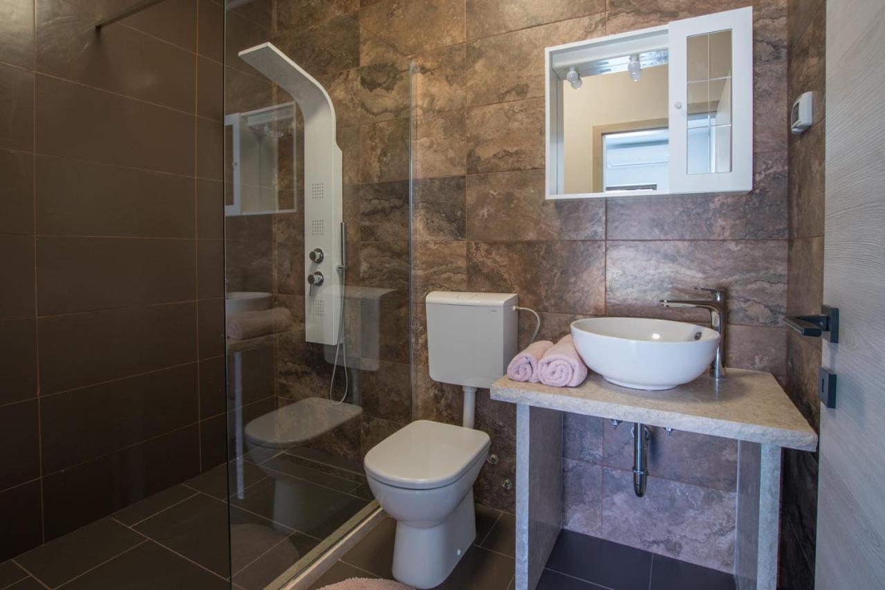 Apartmani Noa I Natali Kaldanija Екстериор снимка